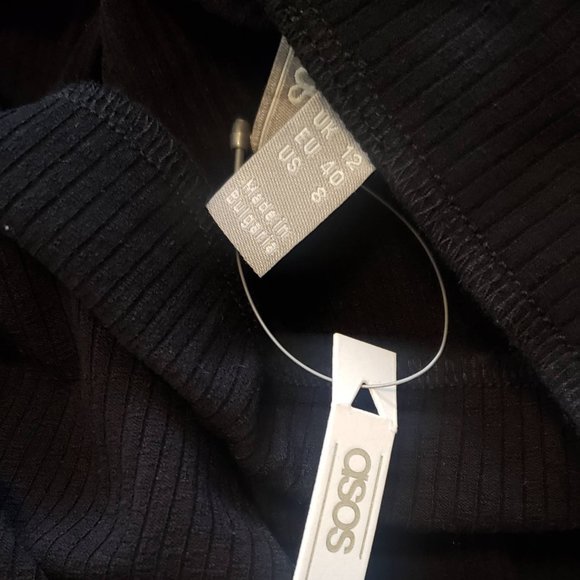 ASOS DESIGN rib popper midi skirt in black - Picture 5 of 5